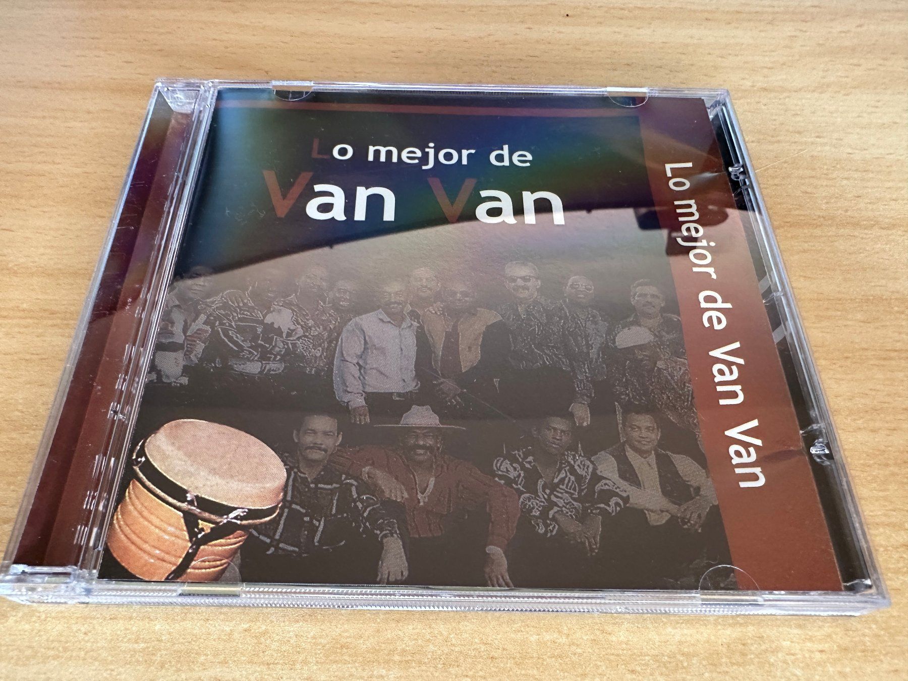 CD: V1 Lo Mejor De Van Van - Lo Mejor De Van Van – Usato da Rikon im Tösstal venduto da Alpenmutz