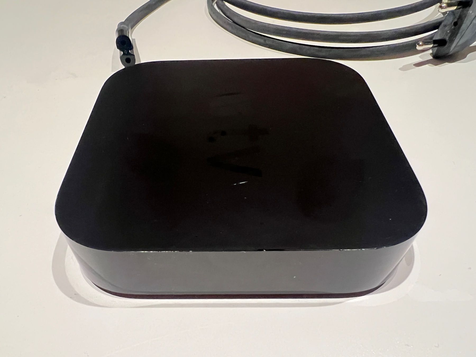 Apple Lettore multimediale & Streamer: Apple TV (3. Generation) – Usato da Zürich venduto da kkenooa 3