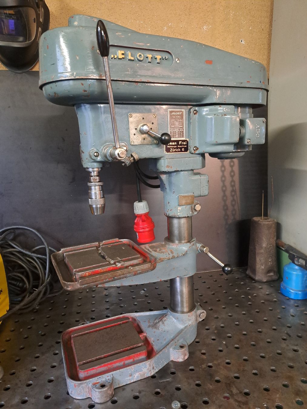 Flott Trapani: Tischbohrmaschine "Flott" TB10 – Usato da Muotathal venduto da s_spiess