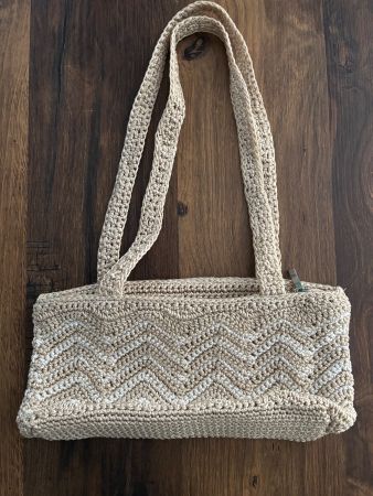 Süsse kleine Häkeltasche beige/ecru