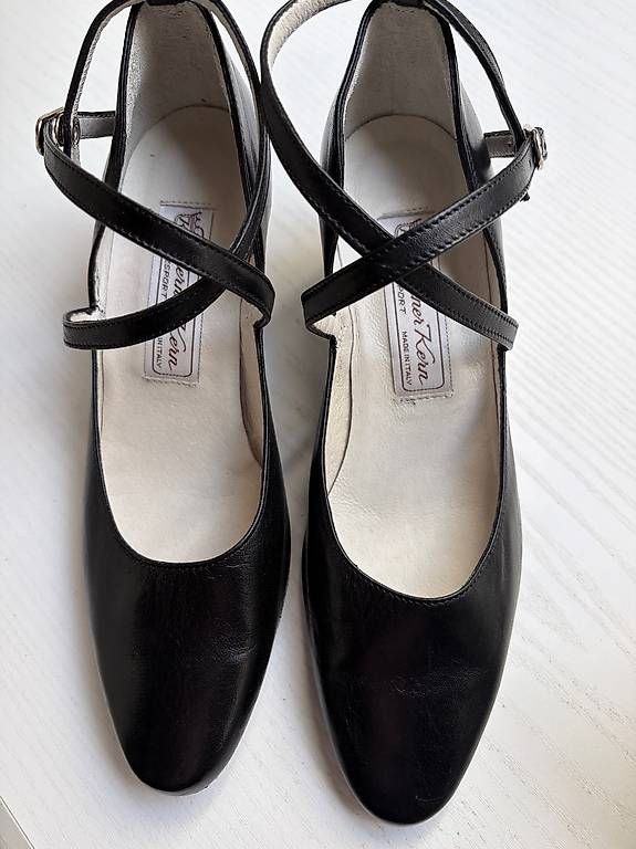 Scarpe da donna: Tanzschuhe Werner Kern Gr.38 – Usato da Jonen venduto da Luzella