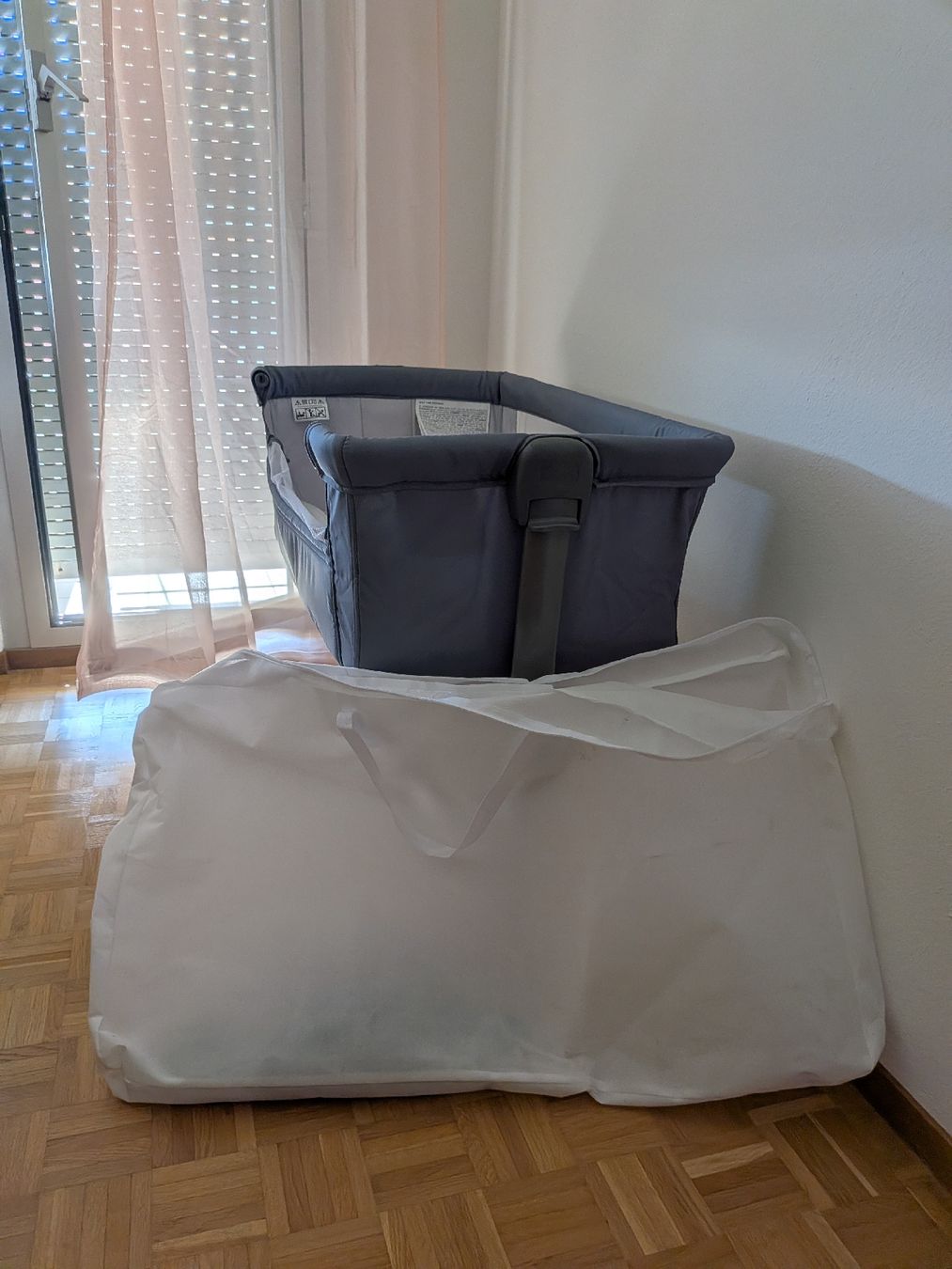Chicco Berceaux: Chicco Next2Me cododo bedside crib NEW – Neuf (Voir description) à Genève par Loloana 4
