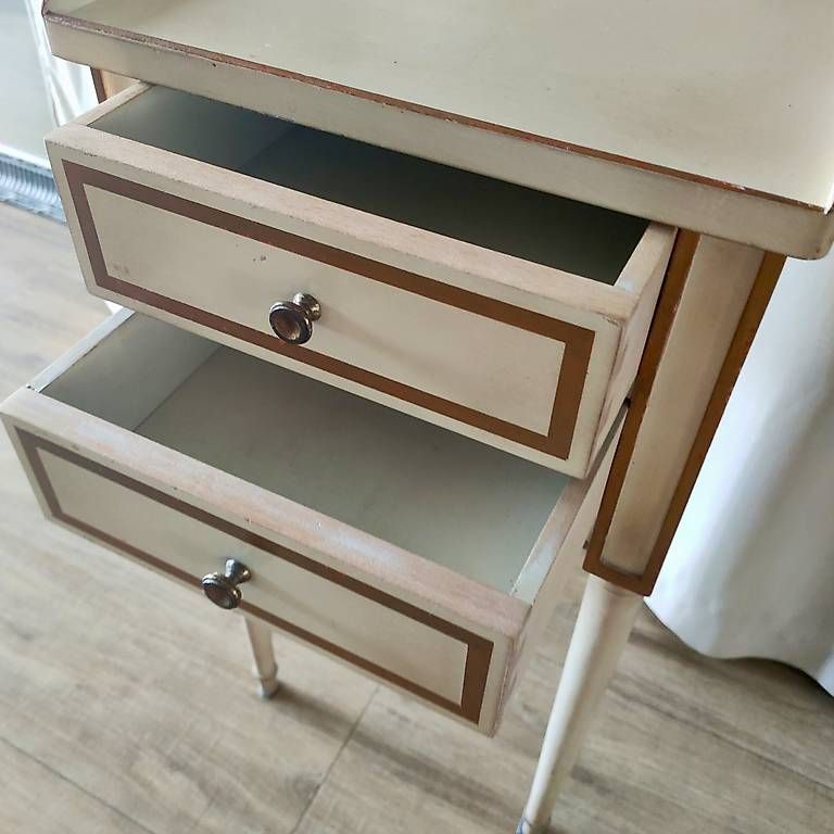 Tables de nuit: Commode - table de chevet – D'occasion à Biel/Bienne par Mysa51 2