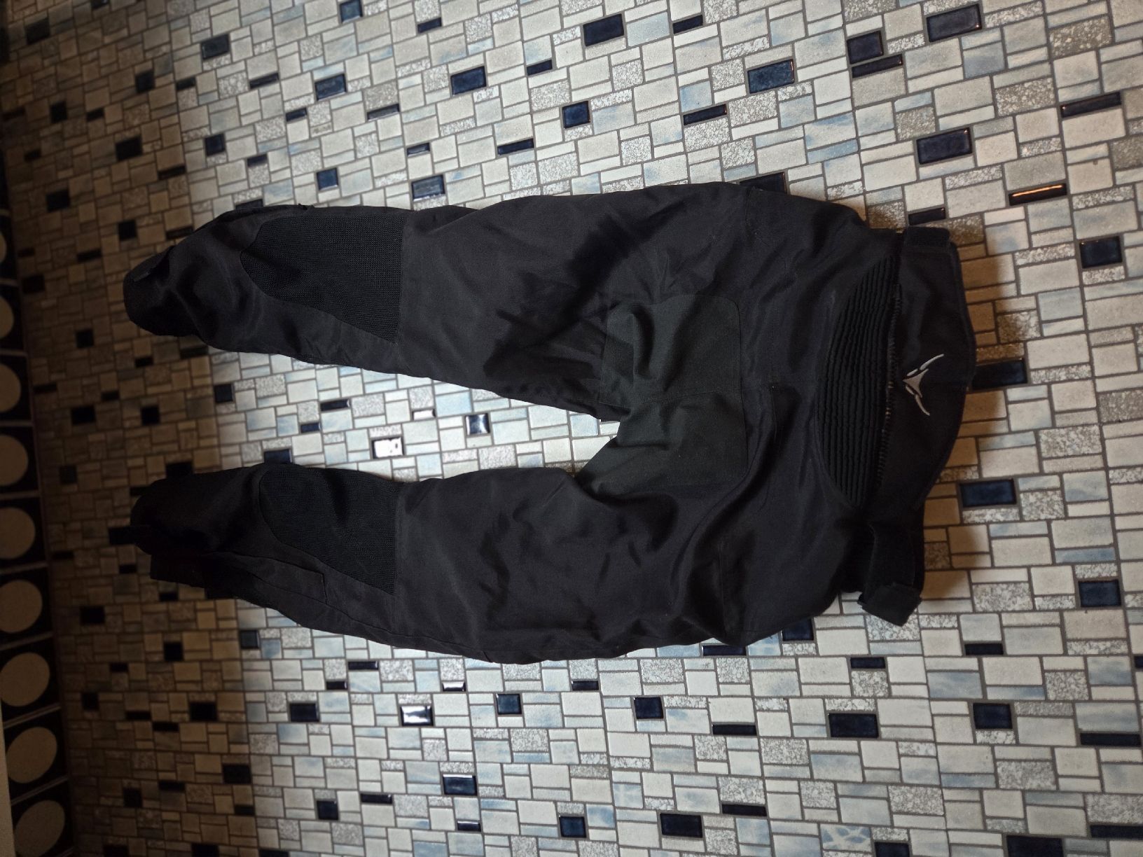 Pantaloni: Motoradhose xs Damen – Usato da Basel venduto da johanna.ke 1