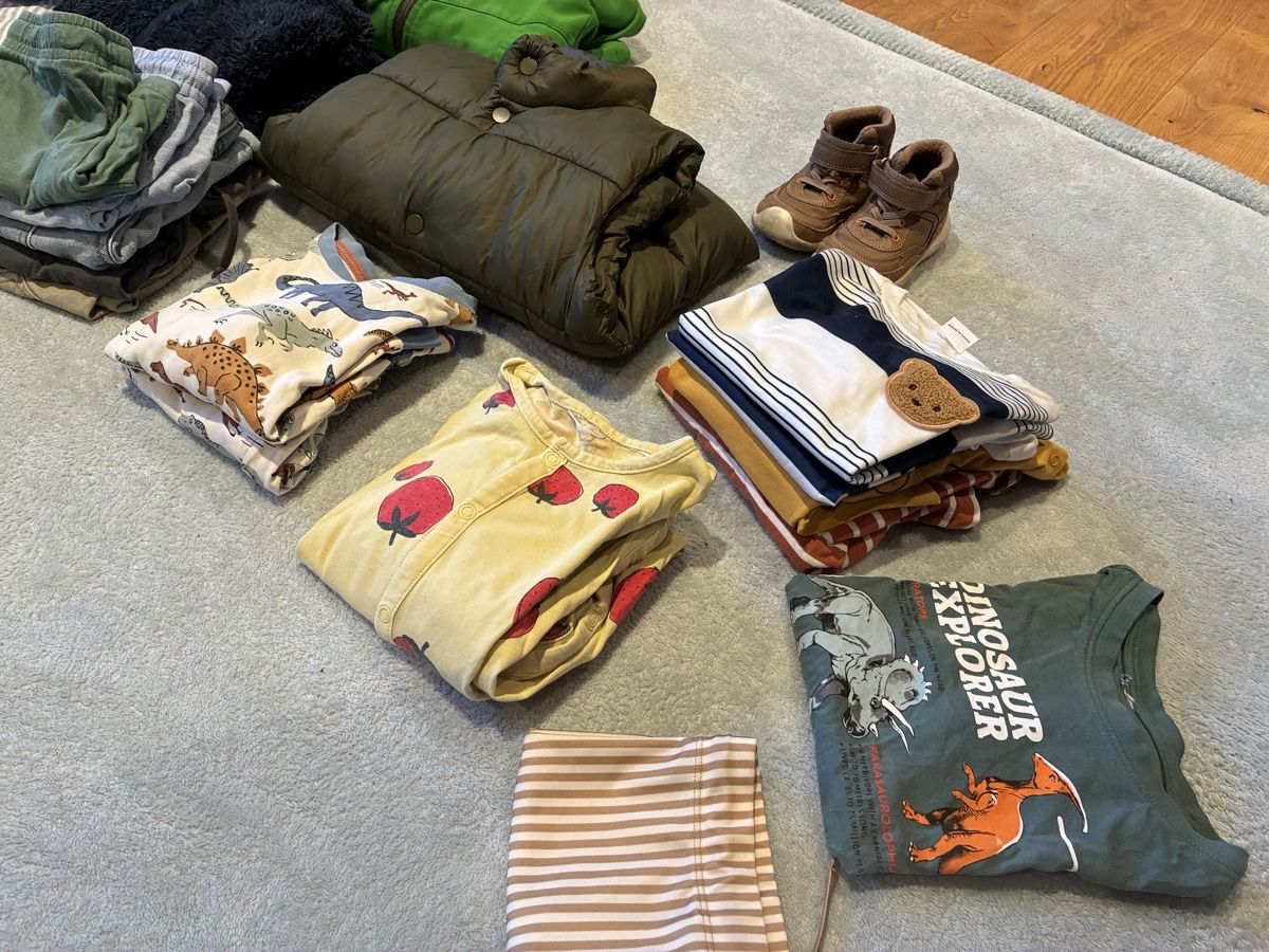 Lotti & Set di vestiti: Kleiderpaket Grösse 104 Junge – Usato da Mitlödi venduto da meyer-sabrina 3