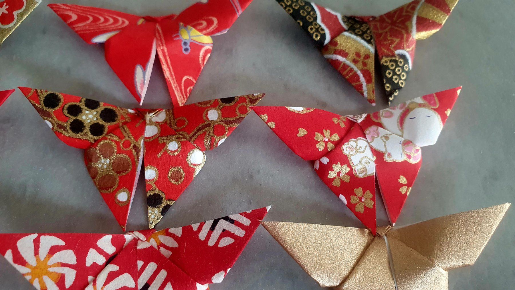 Alle Dekorationen: 20 Origami Schmetterlinge rot-gold – Neu und originalverpackt aus Zürich von brifo64 2