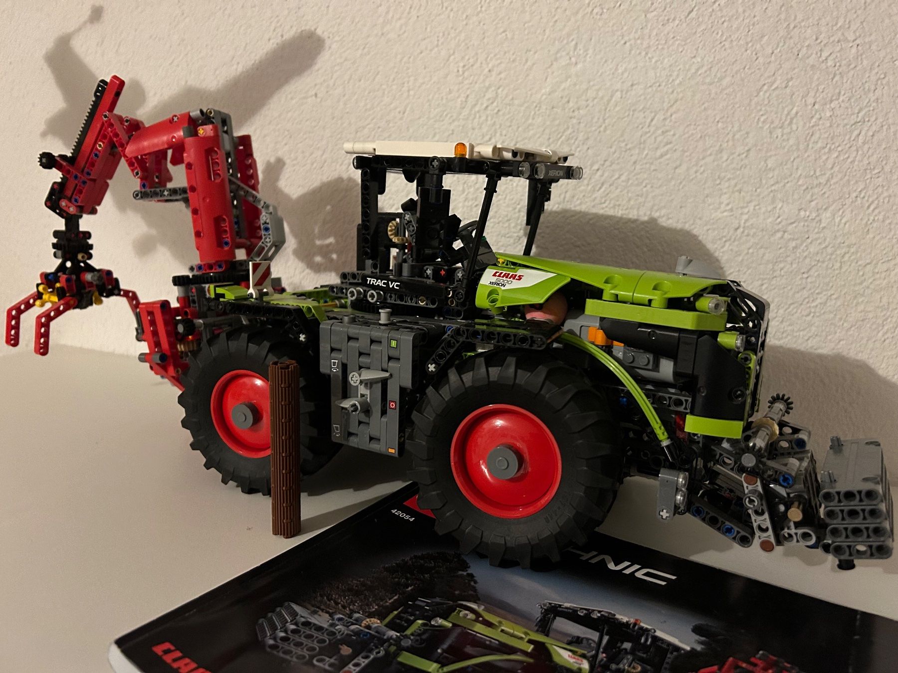 Lego Kit di costruzioni: Lego Technic Claas Xerion 42054 – Usato da Wegenstetten venduto da Sportcrispy 5