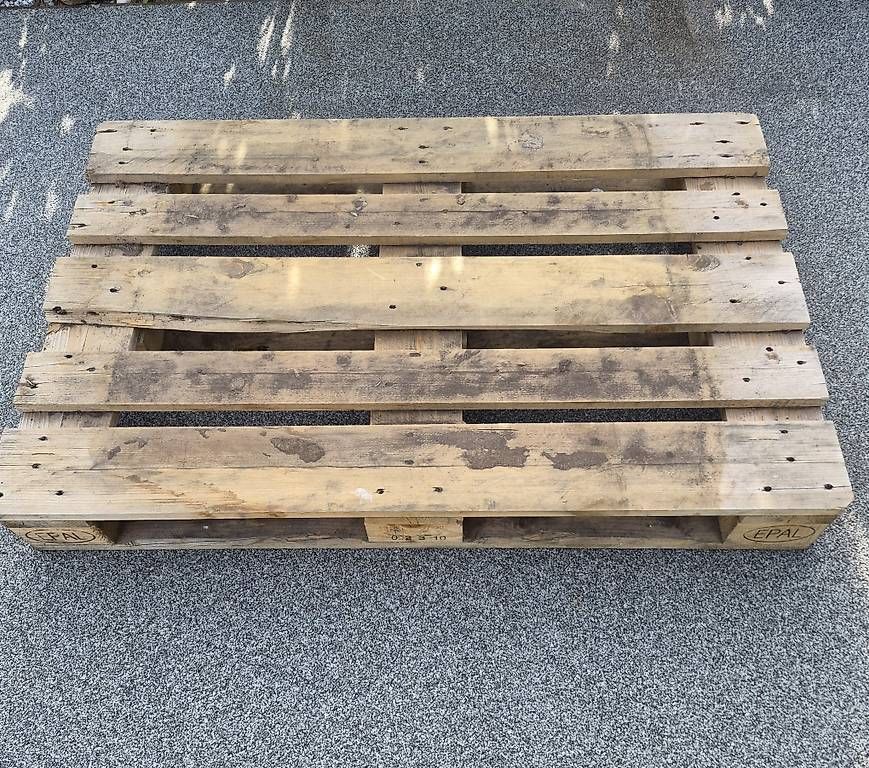 Paletten: 1 EuroPalette – Gebraucht aus Cressier FR von V8Car 2