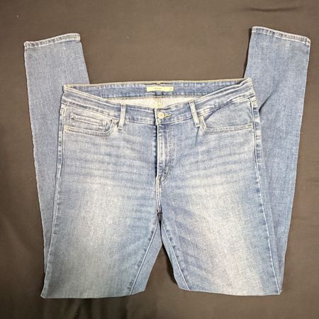 LEVI’S 711 Skinny Jeans - W33