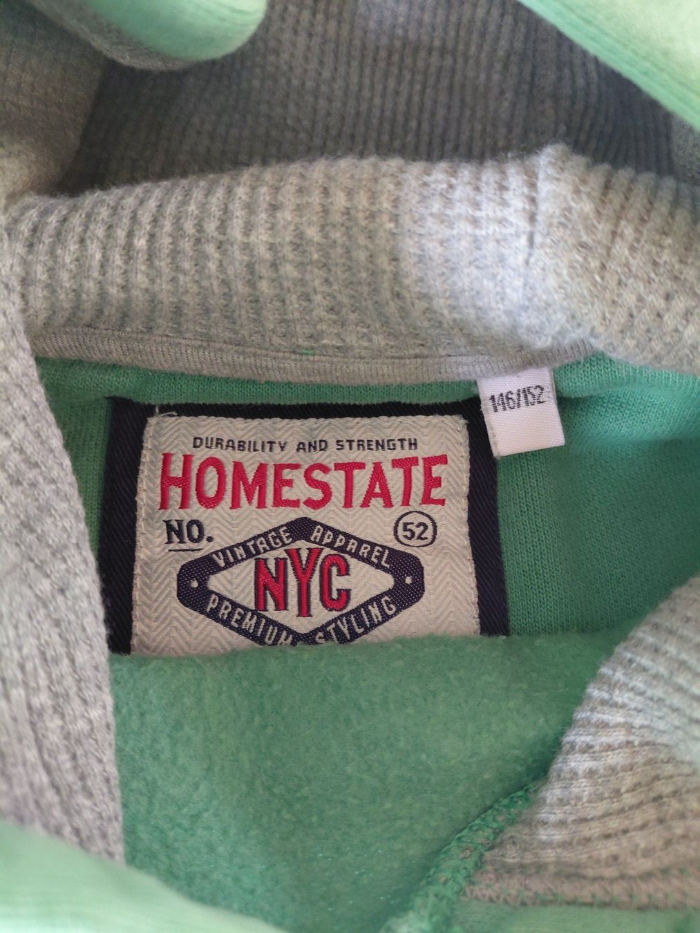 Maglioni & Felpe: Kapuzenpullover Gr. 146/152 – Usato da Turgi venduto da aprilhexxe 1