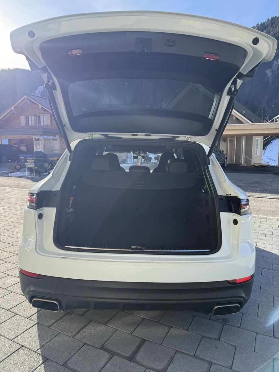 Porsche Automobili: Porsche Cayenne – Usato da Oberrickenbach venduto da tim_stq6 9