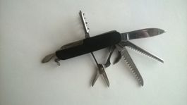 Couteaux Suisse  de poche 11 Outils avec fourre en cuir neuf