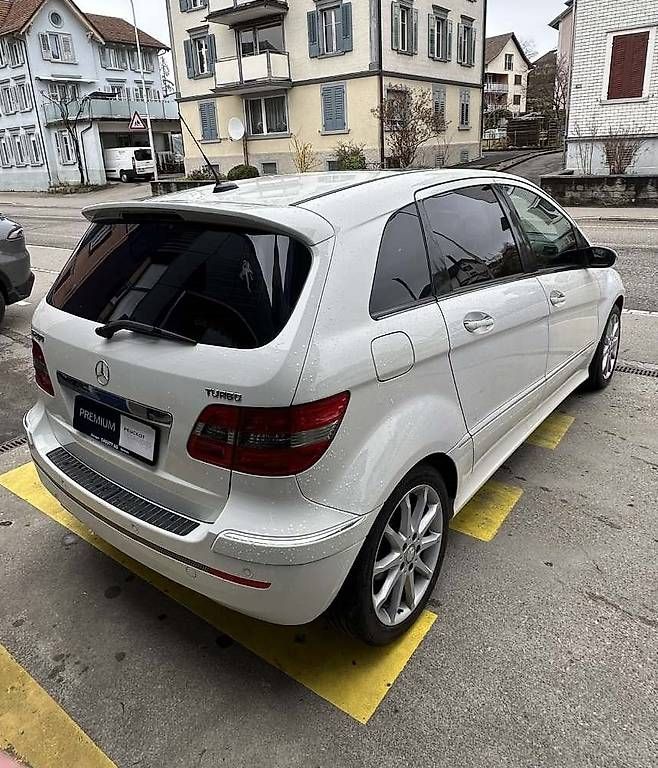 Autos: Günstiger B200 Turbo  – Gebraucht aus Duebendorf von Michaelius 1
