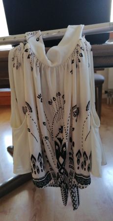 kurzes Top