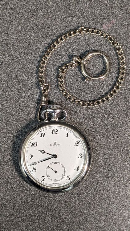 Montre Vintage Edox Extra Plate 17 Rubis - Mécanique Manuelle Suisse, Cadran Bleu, Carrée Années 70