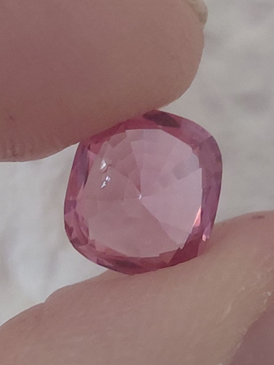 Edelsteine: Spinel 2.3ct Padparadscha – Gebraucht aus Bévilard von Yougems 7