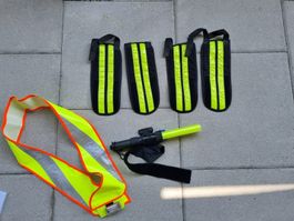Leuchtmaterial divers, Gamaschen, Beinleuchte, Brustgurt