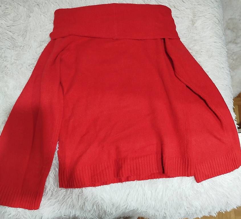 Maglioni & Felpe: Maglione rosso – Usato da Chiasso venduto da CarmeloNicotra 1
