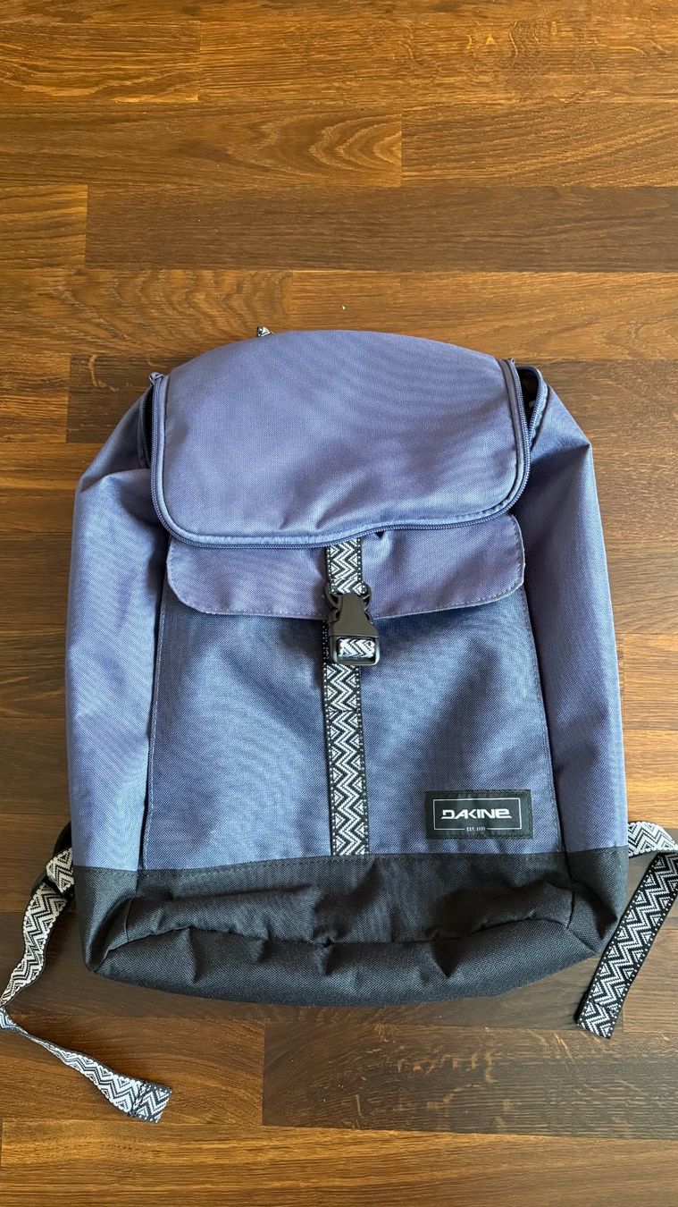 Dakine Zaini: Dakine Nora 25Liter Toploader – Usato da Laupen BE venduto da Dakataro