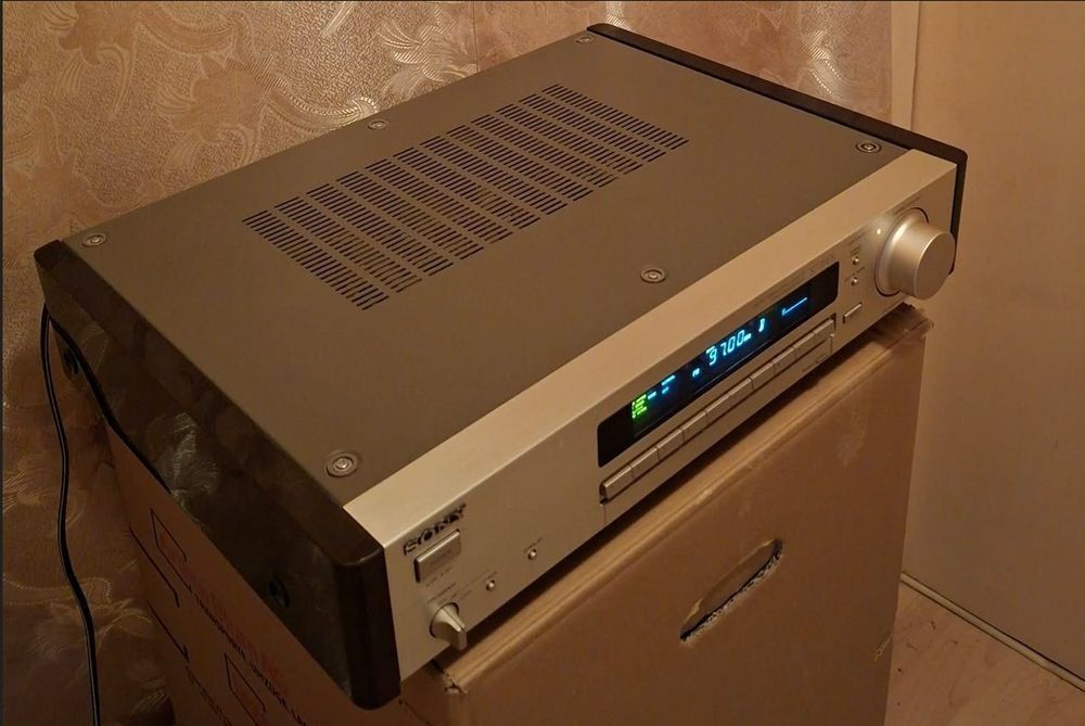 Sony Radio: Sony ST-S770 ES High-End HiFi Tuner Sonderpreis – Usato da Wittenbach venduto da Nostalgie1965 4