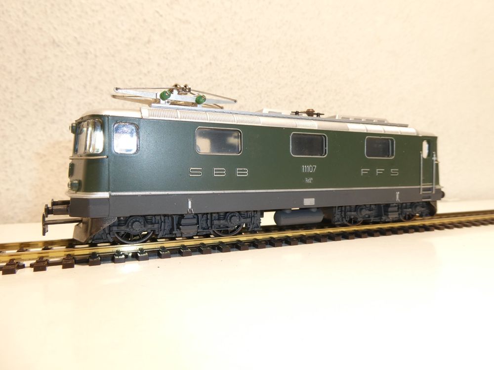 Hag Modelleisenbahnen: HAG Lokomotive SBB 11107 Re 4/4 HO (16) – Neu (gemäss Beschreibung) aus Luzern von Morgart1315