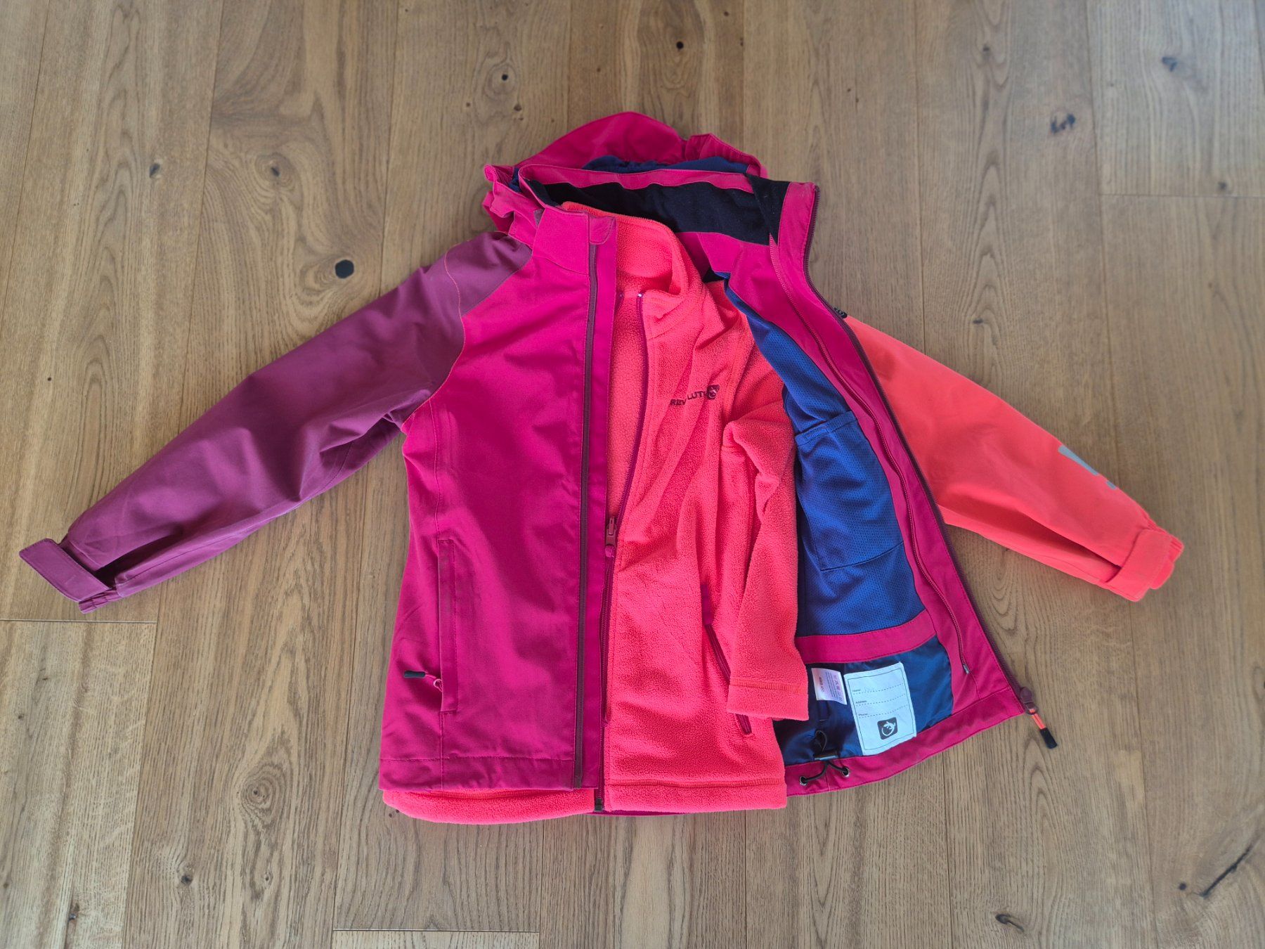 Trevolution Jacken & Mäntel: Trevolution Trekking Jacke Gr. 128 – Gebraucht aus Windisch von Jewi1 1