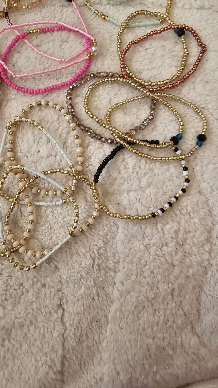 Bracciali & Braccialetti: Kinder-Perlenarmbänder – Nuovo (secondo la descrizione) da Grosshöchstetten venduto da Chaotik-Reptil 2