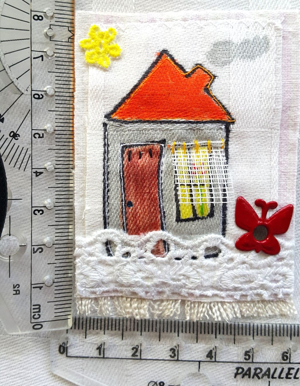 Broches & Aiguilles: Vintage Brosche Haus swiss handmade – Neuf avec emballage d'origine à Widnau par Marakumba 2