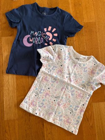 Zwei schöne Tshirts Gr. 116, Neu
