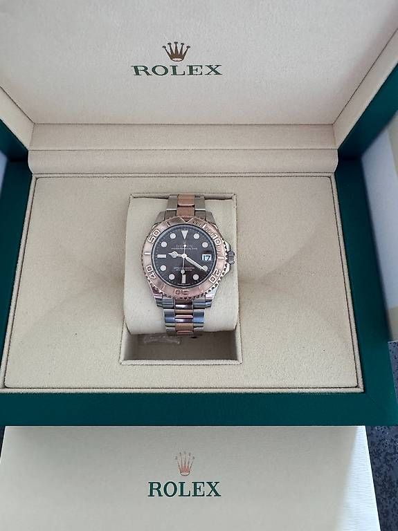 Rolex Orologi: Rolex Yacht-Master 37mm - Set complet – Usato da Penthaz venduto da Loupuce