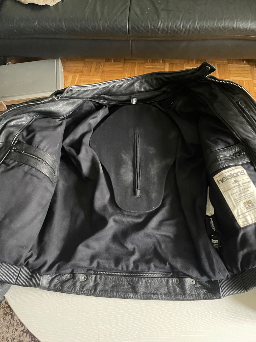 Giacche: Helstons motorradjacke – Usato da Hinterkappelen venduto da lid_9h7j 1