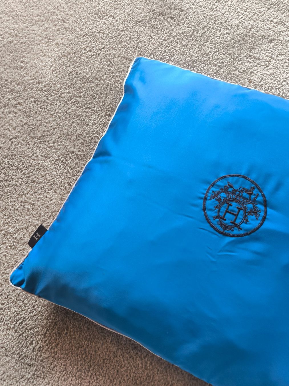 Cuscini: Housse de coussin Hermès – Usato da Zug venduto da LindaManga 4