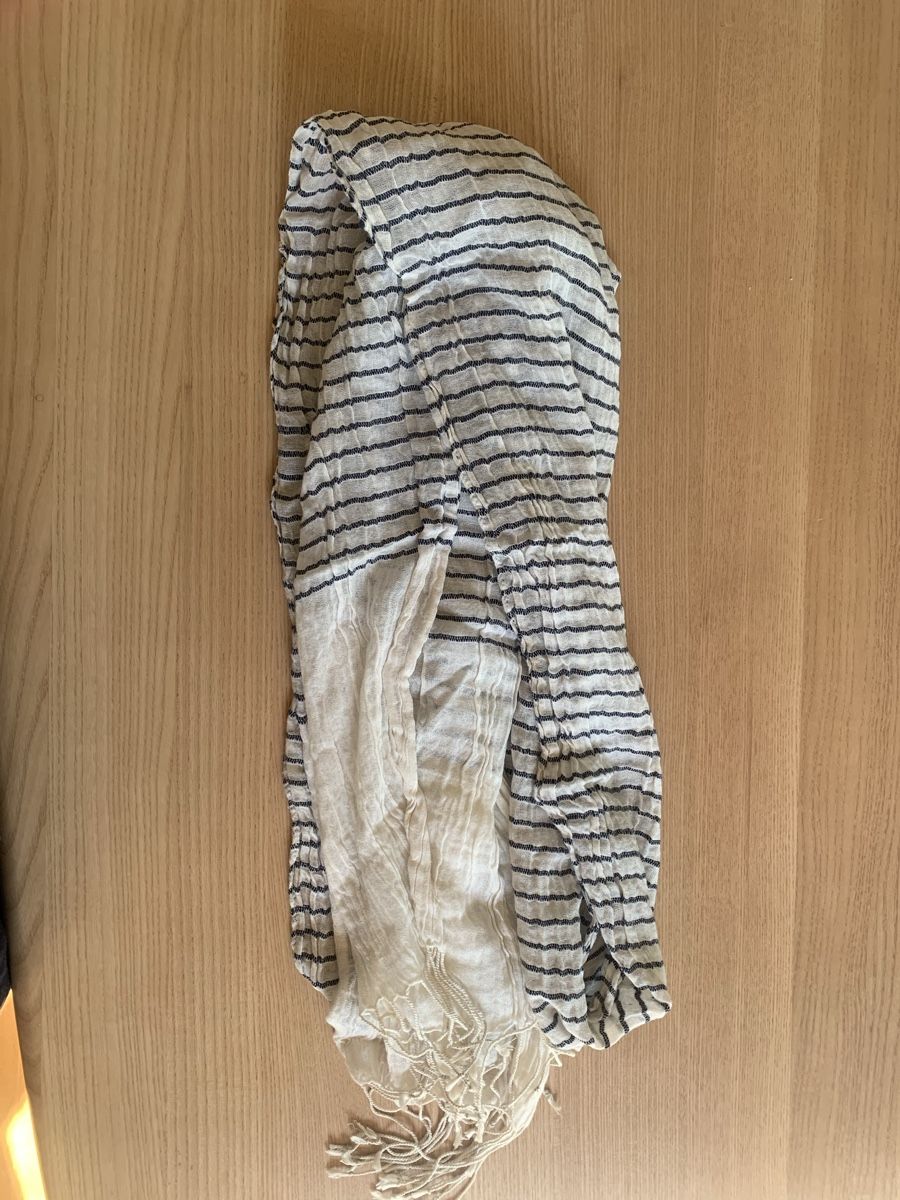 Foulards, Tücher & Schals: Striped Scarf white/dark blue – Neu (gemäss Beschreibung) aus Zürich von ama_k88c 1