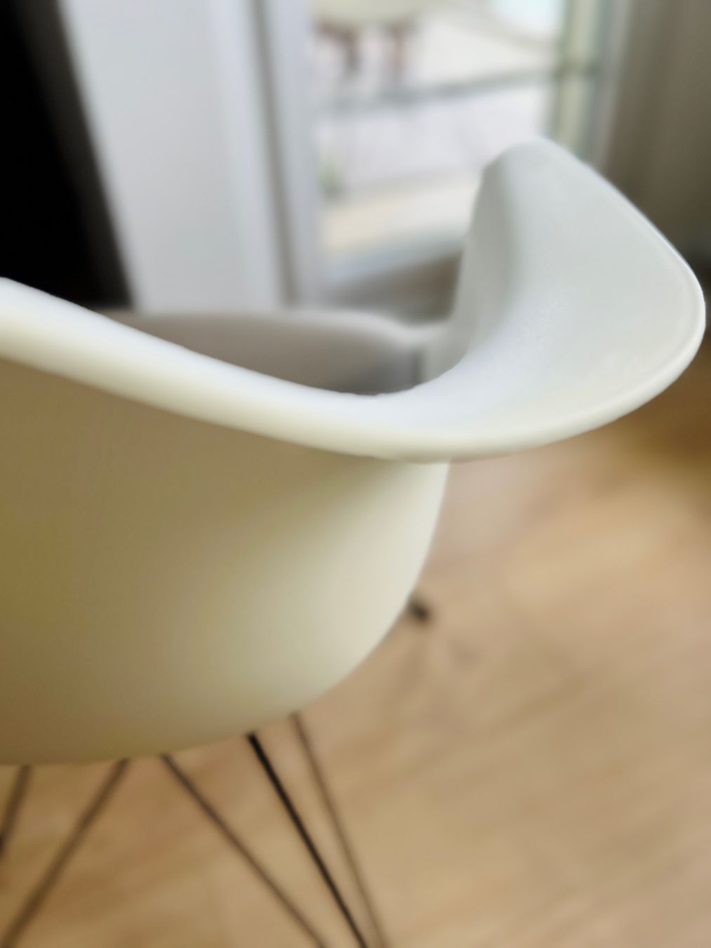 Vitra Sedie: 2 Original Vitra Eames Stühle – Usato da Stadel venduto da 13E 5