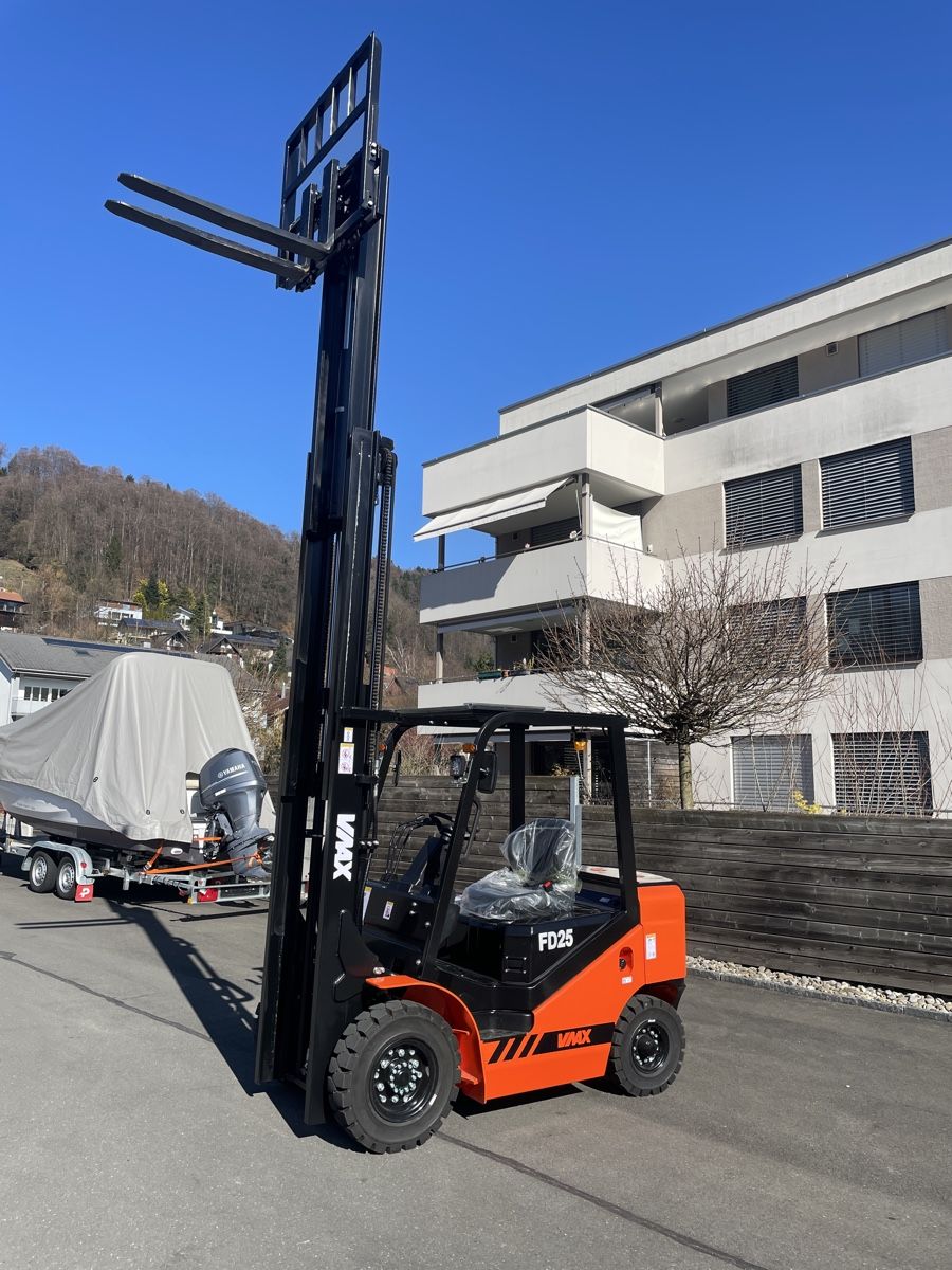 Diesel Carrelli elevatori e a forche: 2.5t Diesel Stapler mit Yanmar Motor – Nuovo (secondo la descrizione) da Malters venduto da cha_cy92 2