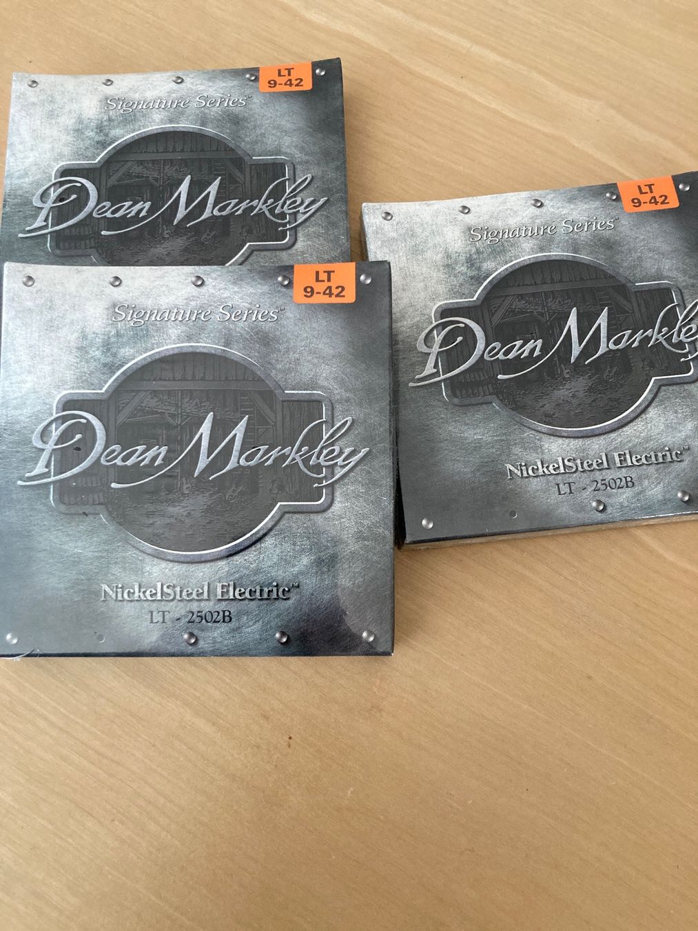 Instruments de musique: Cordes Dean Markley – D'occasion à Les Breuleux par alexcooper