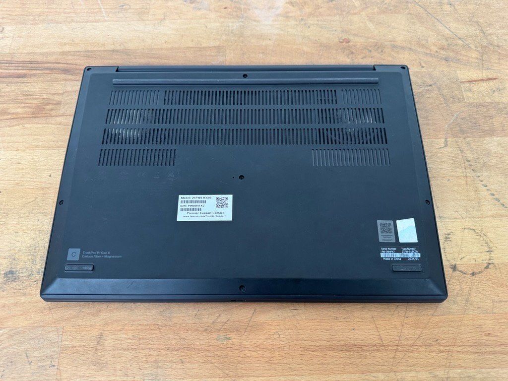 Lenovo Notebooks: Lenovo P1 Gen 6  ThinkPad - Type 21FW – Gebraucht aus Schlieren von pat_7d52 2