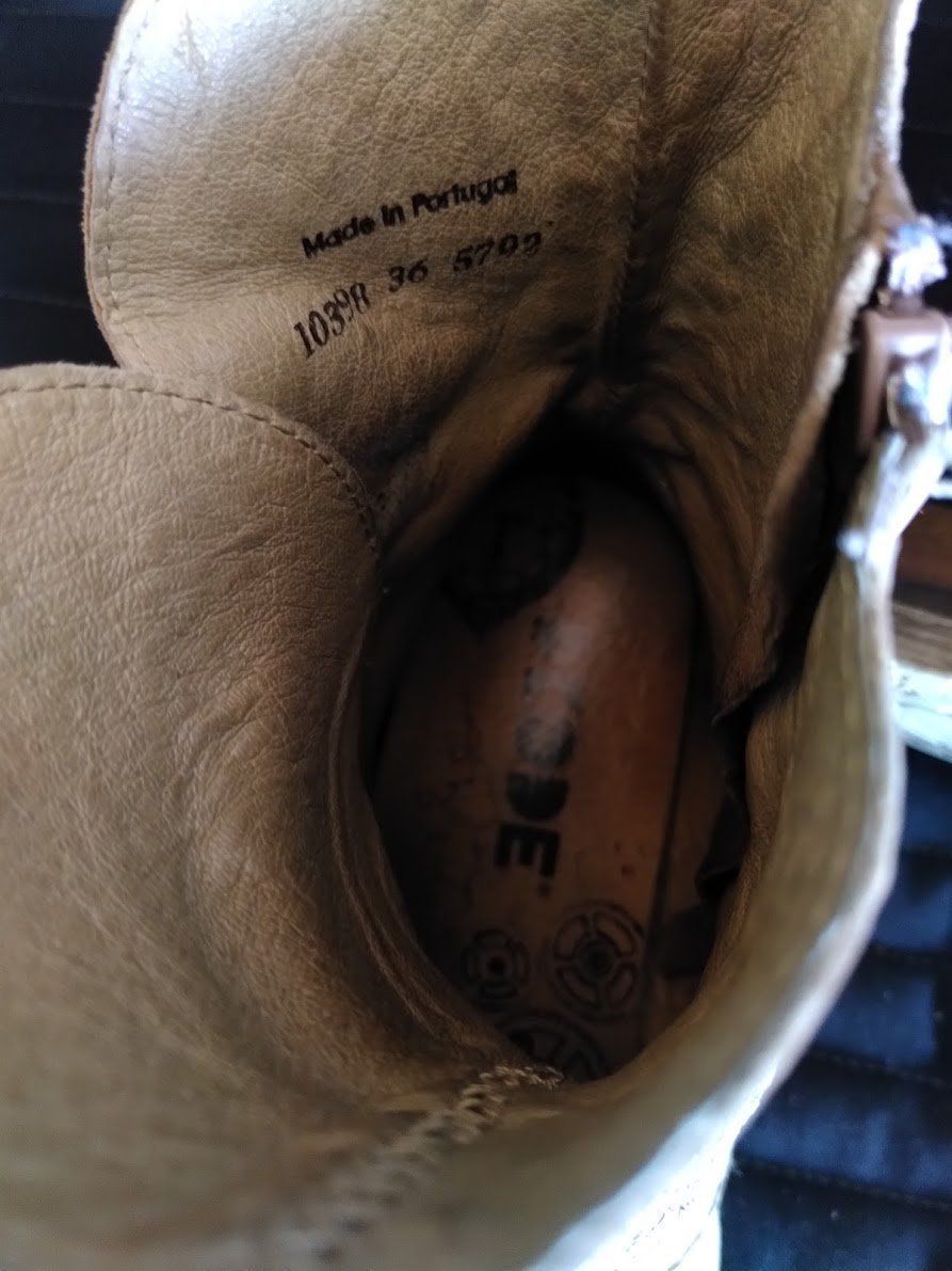 Damenschuhe: Hellbraune Stiefeletten (Dkode), passen AS 98, Gr. 36 – Gebraucht aus Lugano von kat_lm5b 5