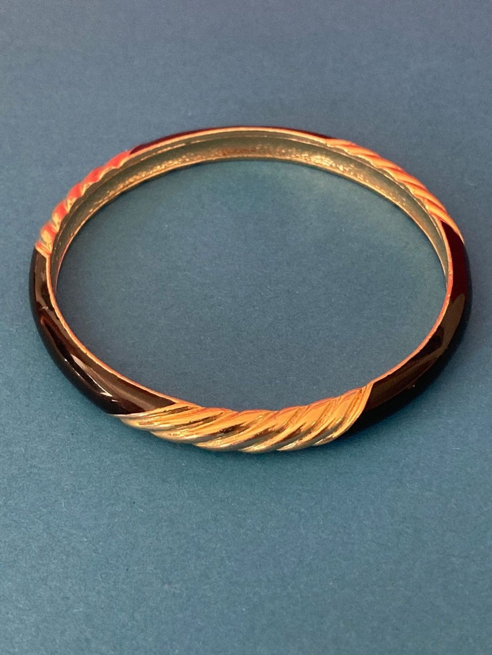 Bracciali & Braccialetti: Armband Vergoldet & Schwarz – Usato da Laufen venduto da Trendmarket