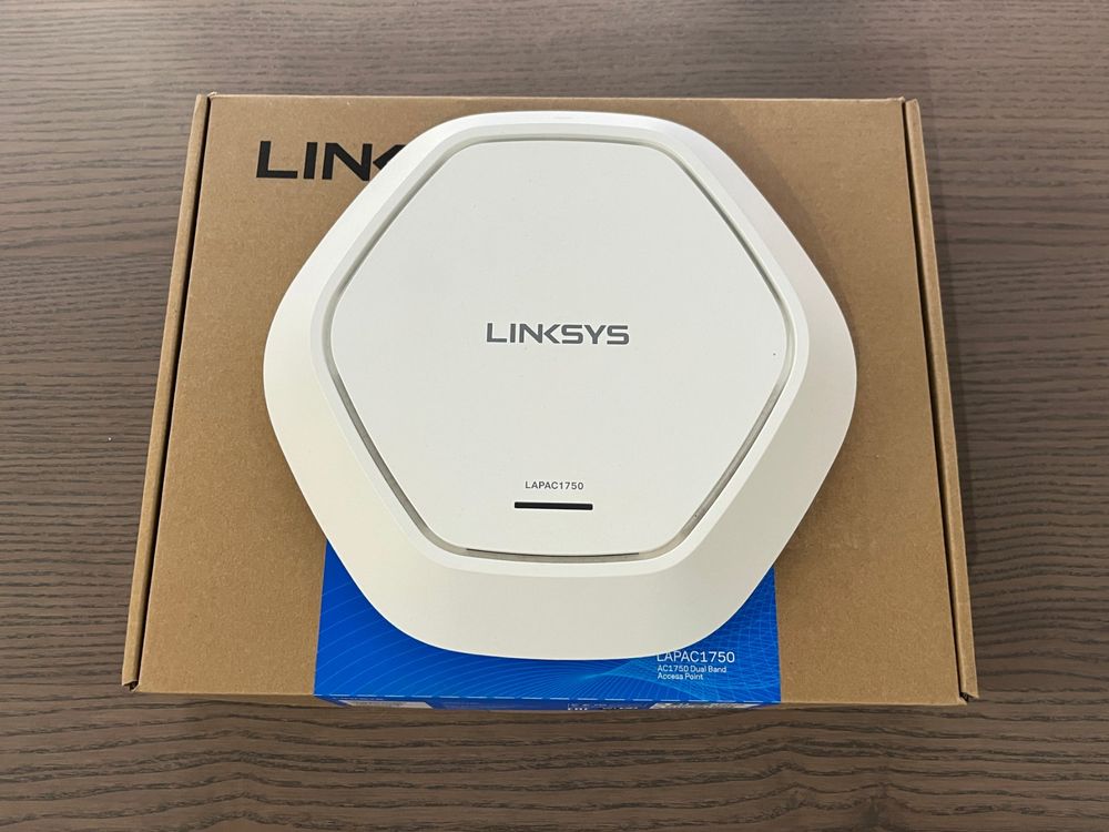 Compact Routers - Staples