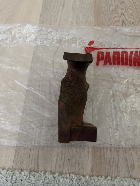 Pistolengriffe Holz zu Pardini SP 6