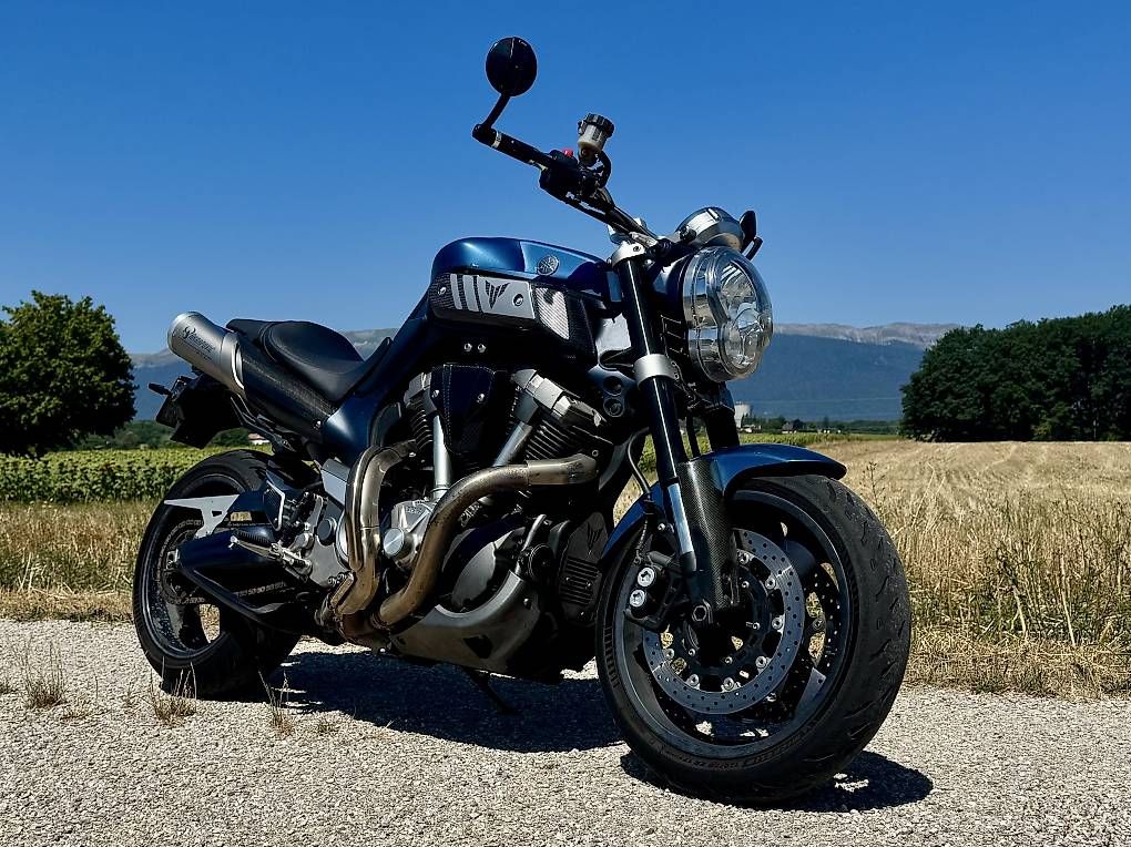 Route: Yamaha MT01 (2007) - Prête à rouler – D'occasion à La Plaine par borealis3000 2