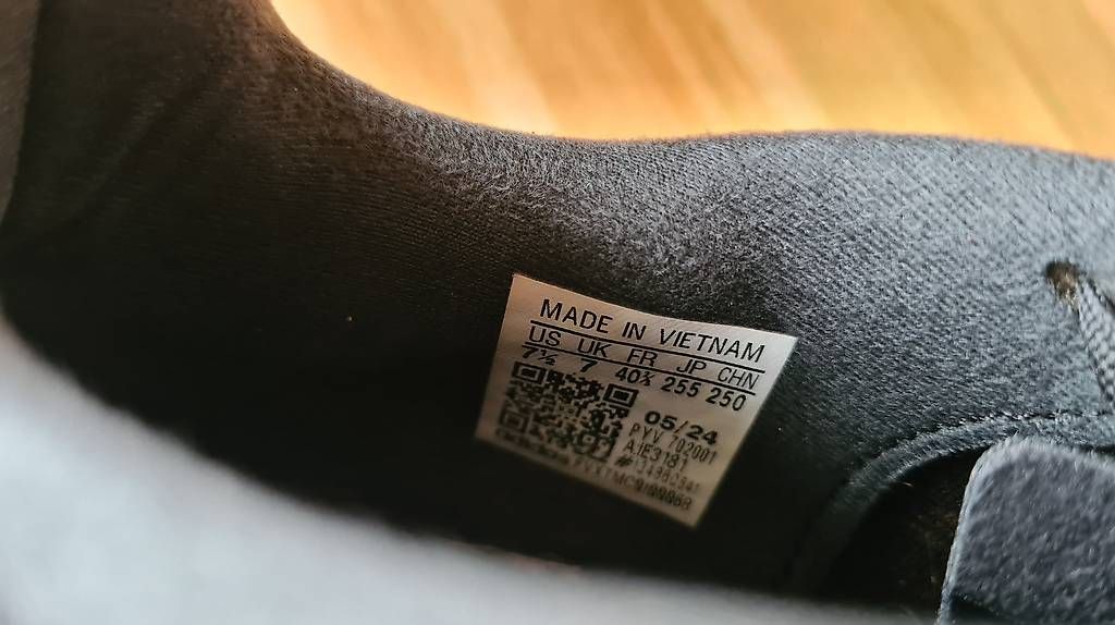 Adidas Scarpe da uomo: Chaussures de foot Adidas 40 2/3 – Usato da Perly venduto da Klopfi80 4