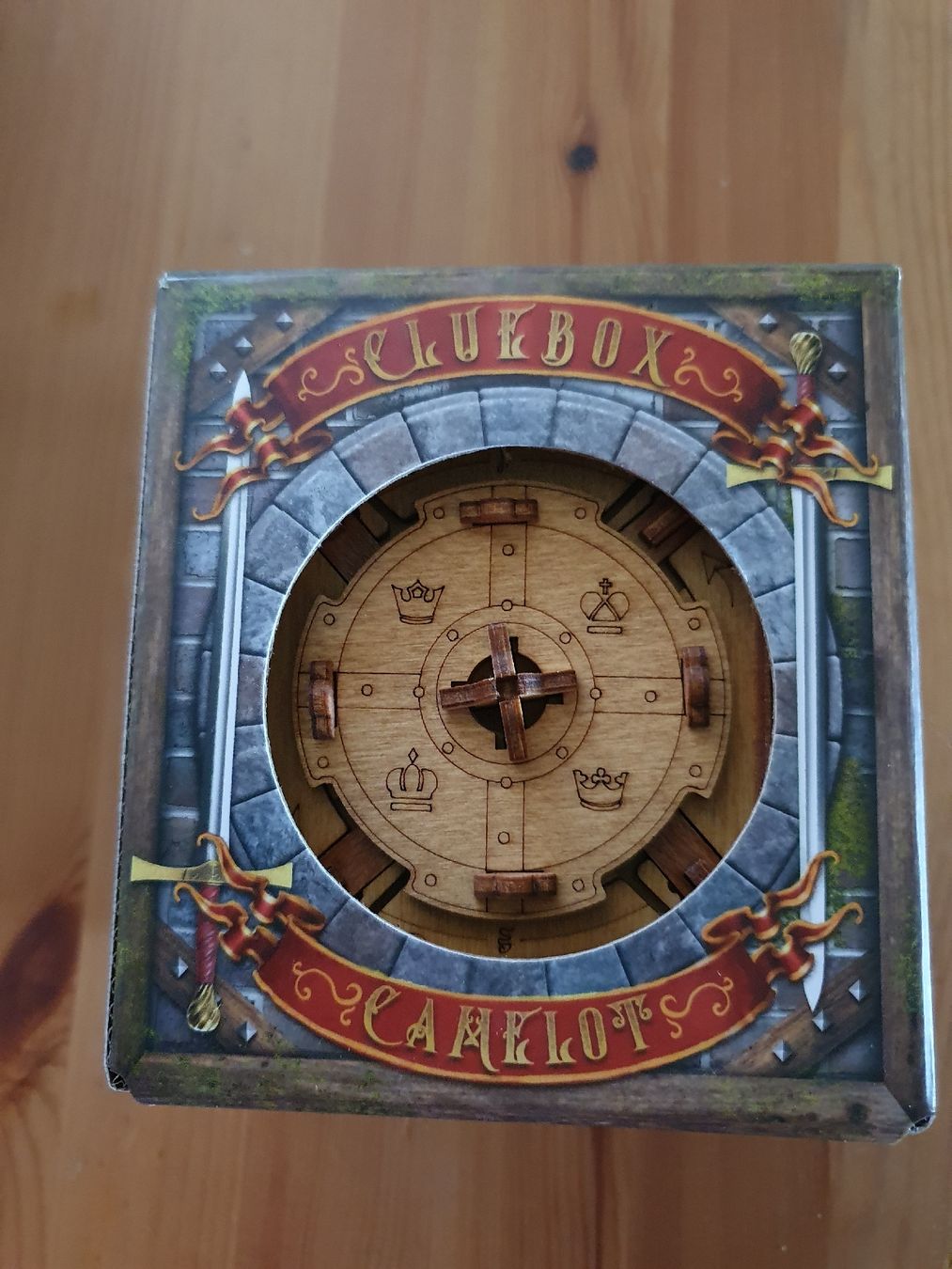 Jeux: Cluebox "Camelot" – D'occasion à Neftenbach par Zlin87