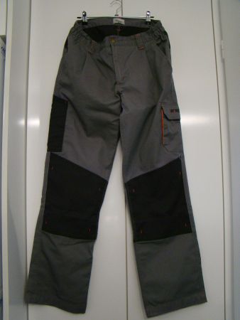Arbeitshose grau/schwarz, neuwertig, Grösse XL, Marke WORKER