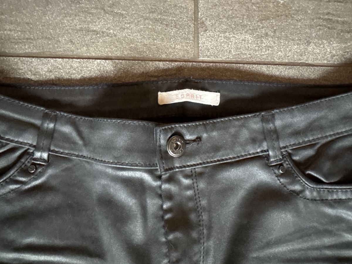 Esprit Pantaloni: Tolle Hose von Esprit Gr. 40 – Nuovo (secondo la descrizione) da Frauenkappelen venduto da leola1973 1