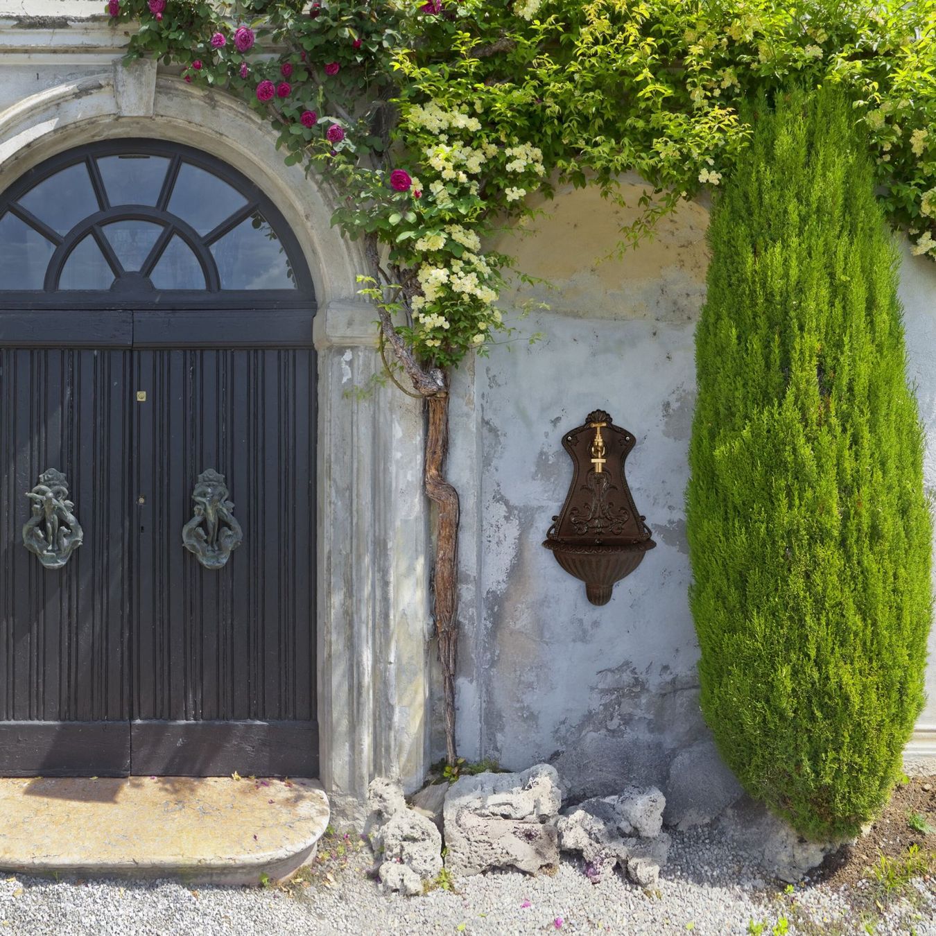 Stagni & Fontane ornamentali: Wandbrunnen mit Verzierung – Usato da Gerlafingen venduto da Tsuru 5
