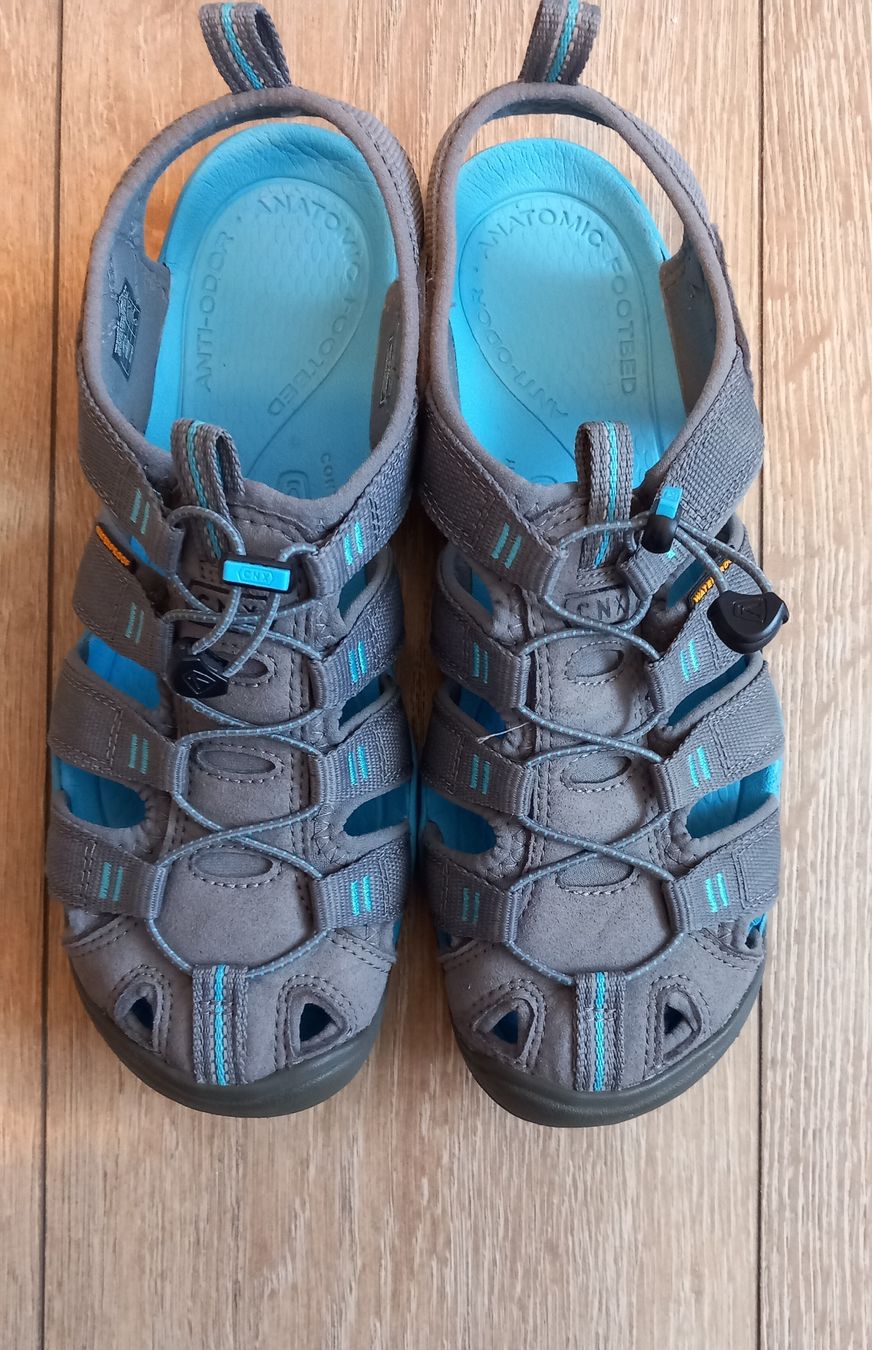 Keen Chaussures hommes: KEEN Samdale, 40, neuwertig, hellblau – Neuf (Voir description) à Rorbas par siramad 5