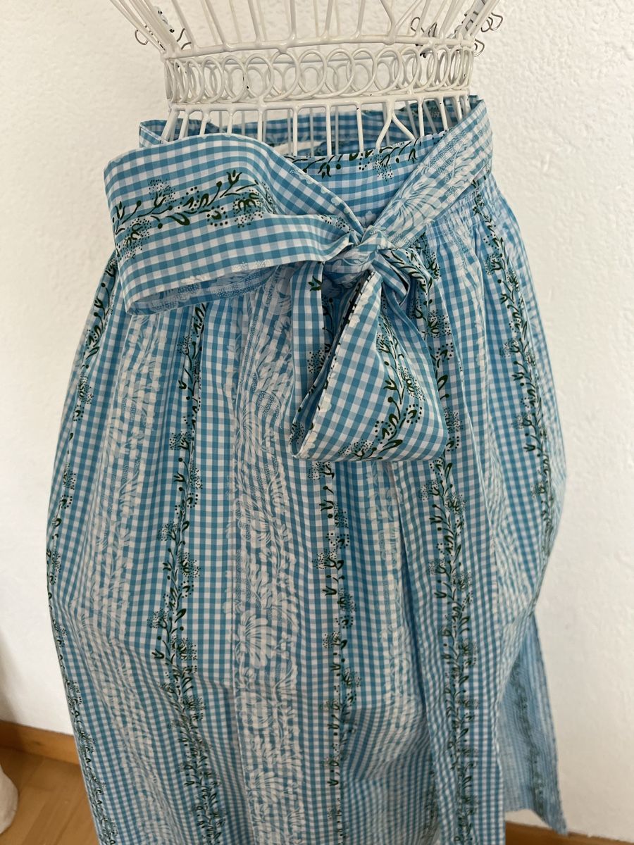 Altro per Abbigliamento & Protezione sul lavoro: Dirndelschürze Türkis – Usato da Rorschacherberg venduto da Artmaru 4