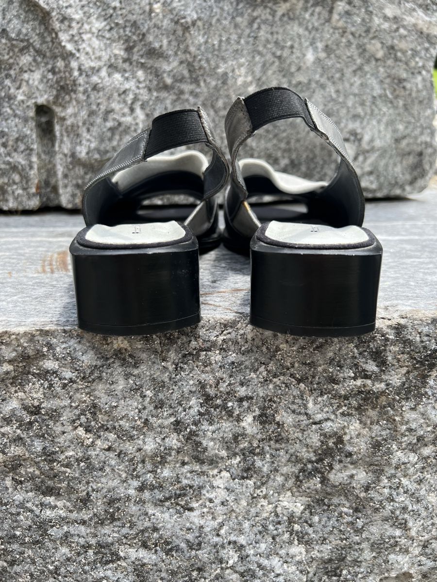 Roberto Santi Scarpe da donna: Sandaletten Roberto Santi Grösse 39  grau – Usato da Betschwanden venduto da Dognose 3